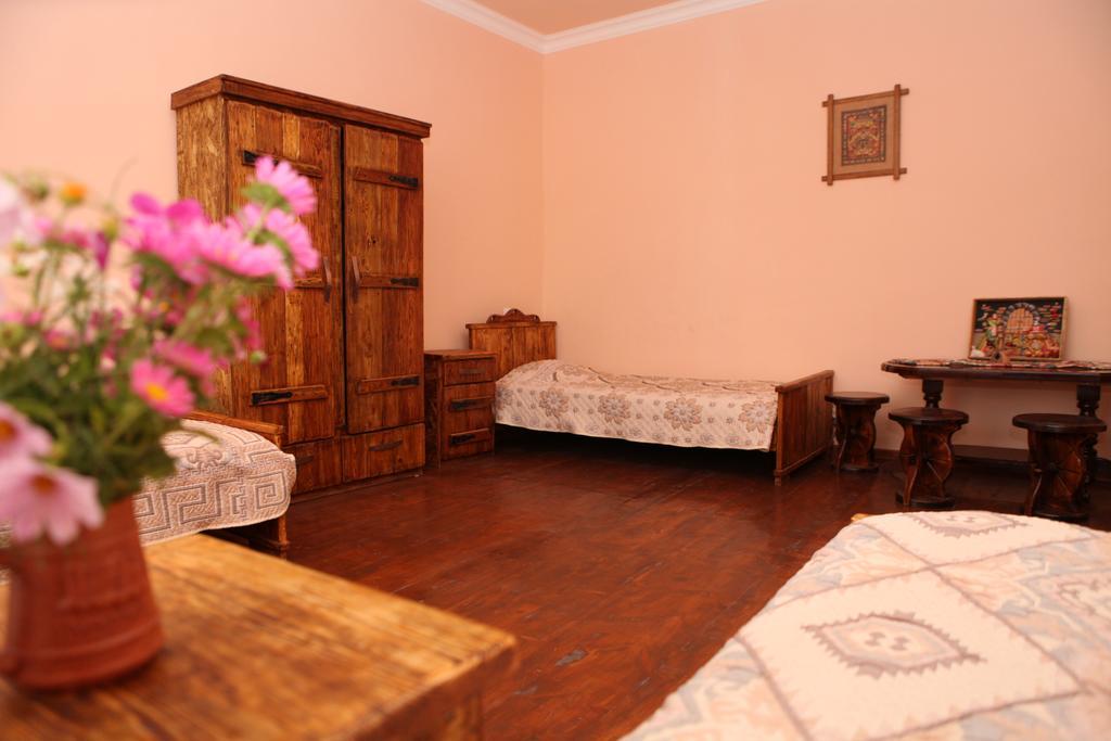 Guest House Dilijan Orran Luaran gambar